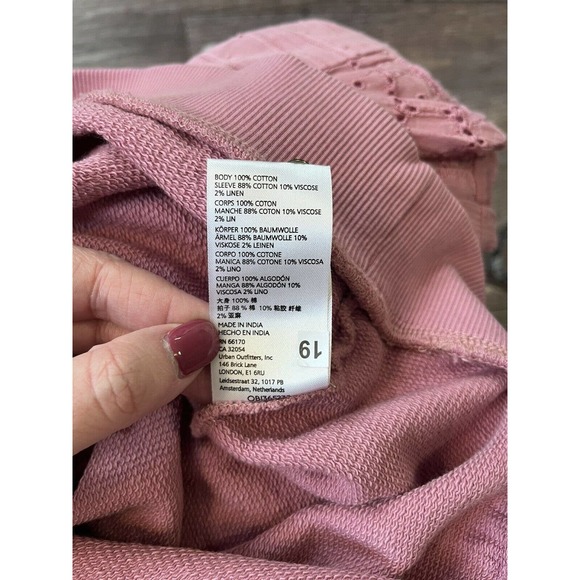Anthropologie Womens Pullover Sweatshirt Medium Rose Pink Puff Eyelet Sleeve M5 - Picture 3 of 8